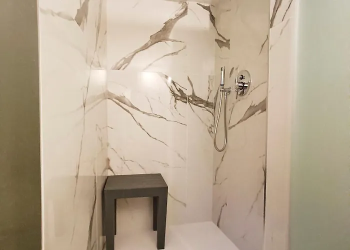 Mini Con Balcone A Piazza Del Popolo * Рим