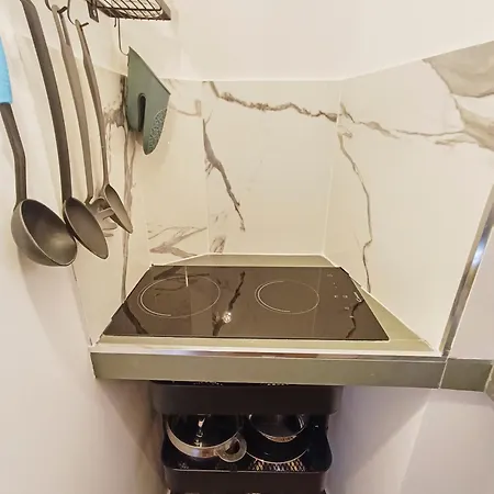 Mini Con Balcone A Piazza Del Popolo Ρώμη